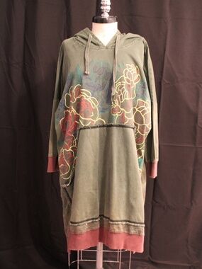 I feel like being baggy today especially in wet weather